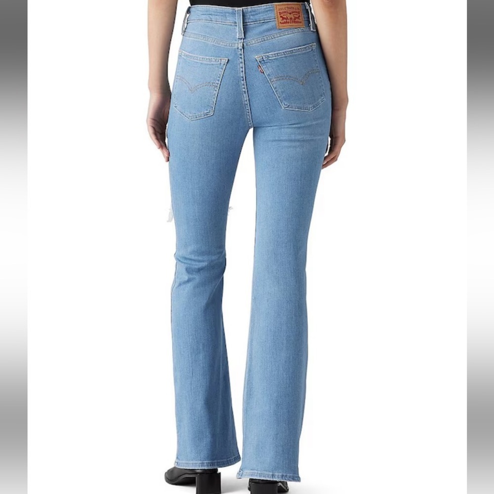 Women’s Levi’s 726 High Rise Flare Light Blue Distressed Jeans Size 26 - Picture 2 of 14